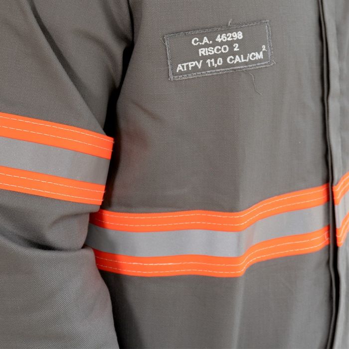 Camisa eletricista NR10 risco 2 cinza claro classe 1 e 2 com refletivo laranja - CA 46298