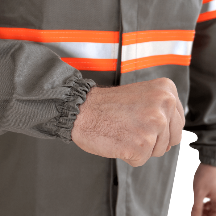Camisa eletricista NR10 risco 2 cinza claro classe 1 e 2 com refletivo laranja - CA 46298